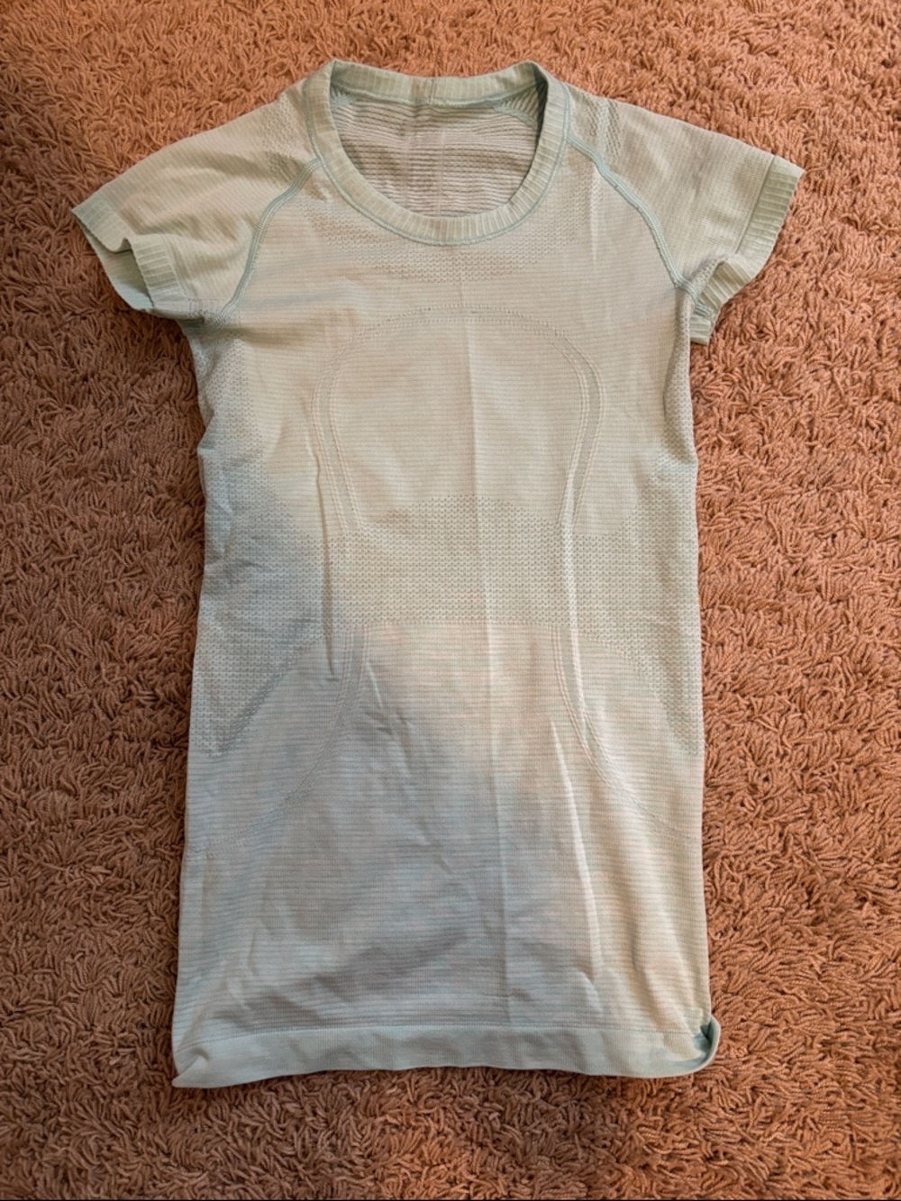 Lululemon mint green tight workout top